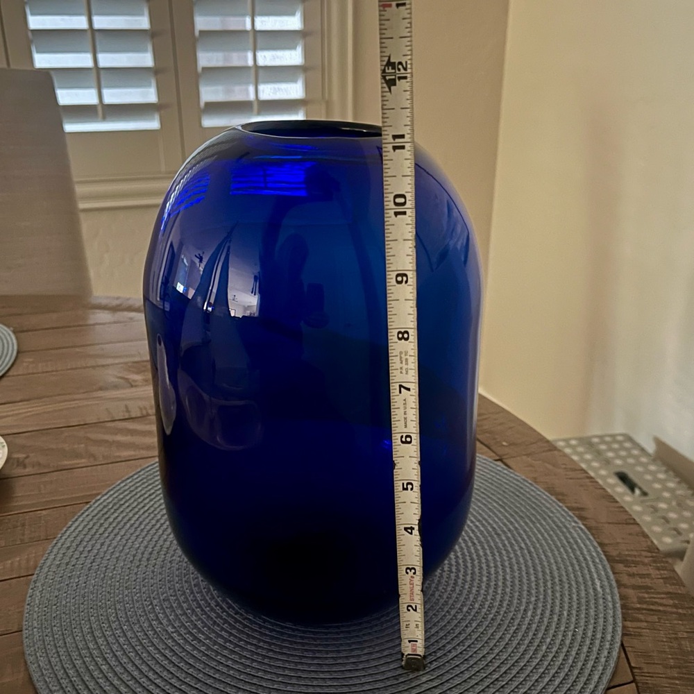Blenko Don Shepherd Sapphire Blue Pill Vase 8016 Art Glass Approx 11” to 11.25” - Picture 9 of 16
